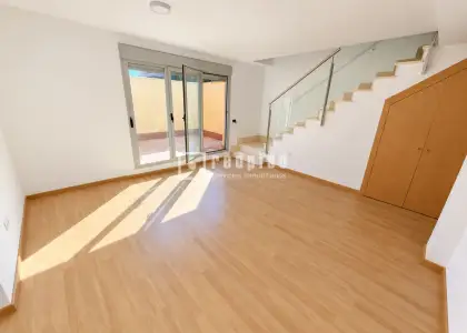 Dúplex en venta en Alovera, Guadalajara en Alovera