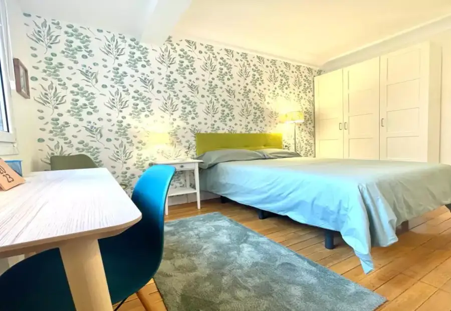Habitación en piso compartido de 6 dormitorios en alquiler en Abando, todos los gastos incluidos en Bilbao