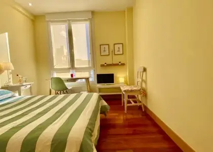 Se alquila habitación en piso compartido de 5 habitaciones en Basurtu, gastos incluidos. en Bilbao